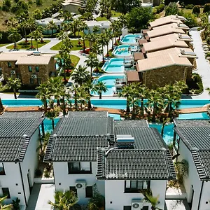  Otel Kallithea Village
